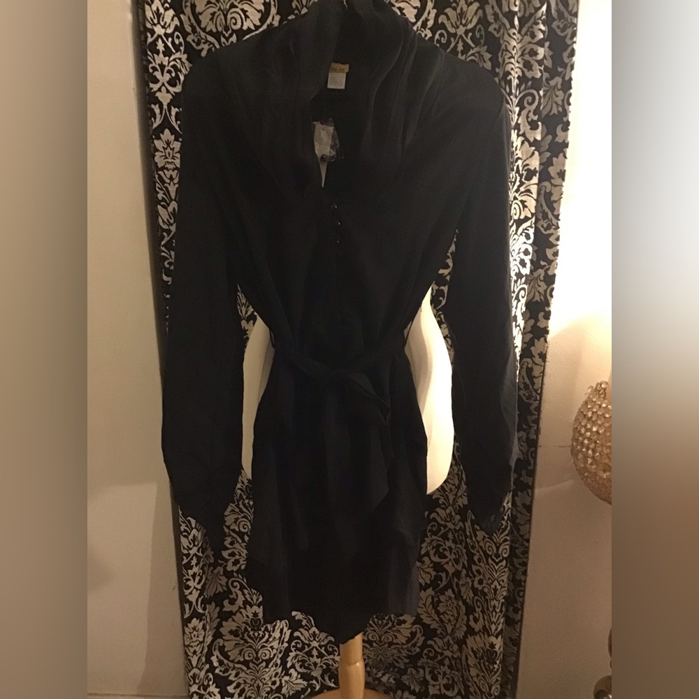 Beautiful Black Blouse Dress ❣️